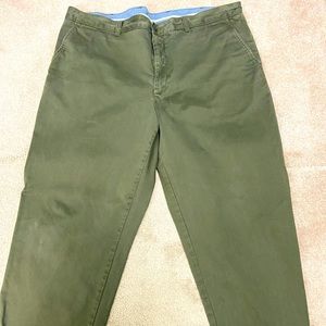 LL Bean Men’s Flat Front Casual Pants 44x30